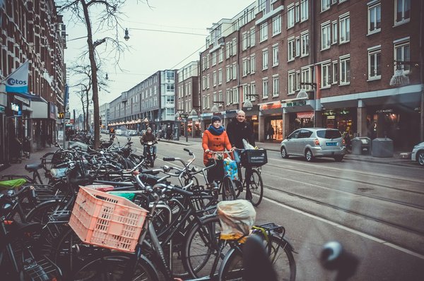 How Should UK Vintage Book Stores Use SEO to Increase Foot Traffic?